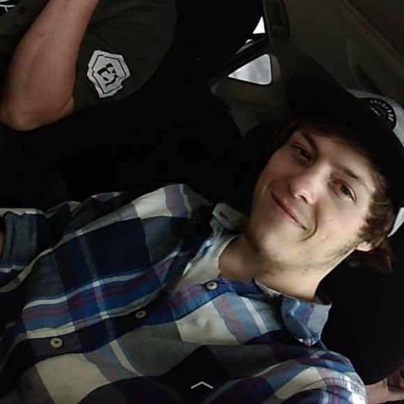 Meet your Posher, Kyle - Picture 1 of 1